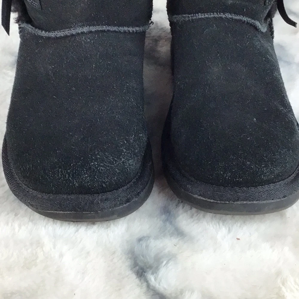 UGG Koolaburra Victoria Tall‎ Black Suede Boots with Side Bows Size 2